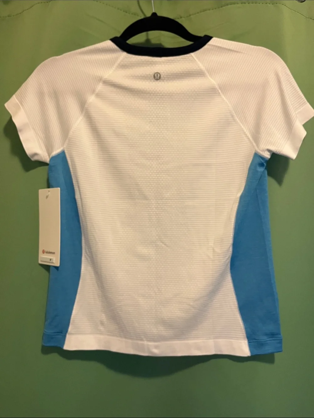 🆕 Lululemon Swiftly Tech Short Sleeve 2.0 Race* white/ocean wave/true navy, sz 8